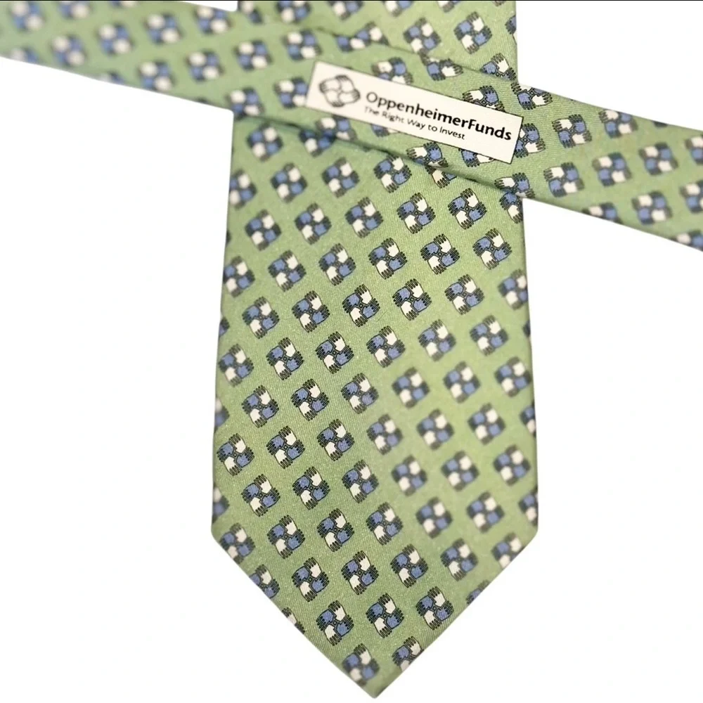 Vineyard Vines Mens Tie Silk Green Linked Hands Custom Handmade 61x3.75” USA
